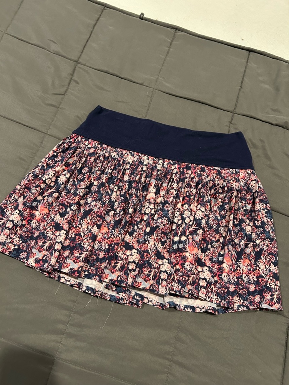 Aerie Navy Floral Pleated Women's Athletic Skirt